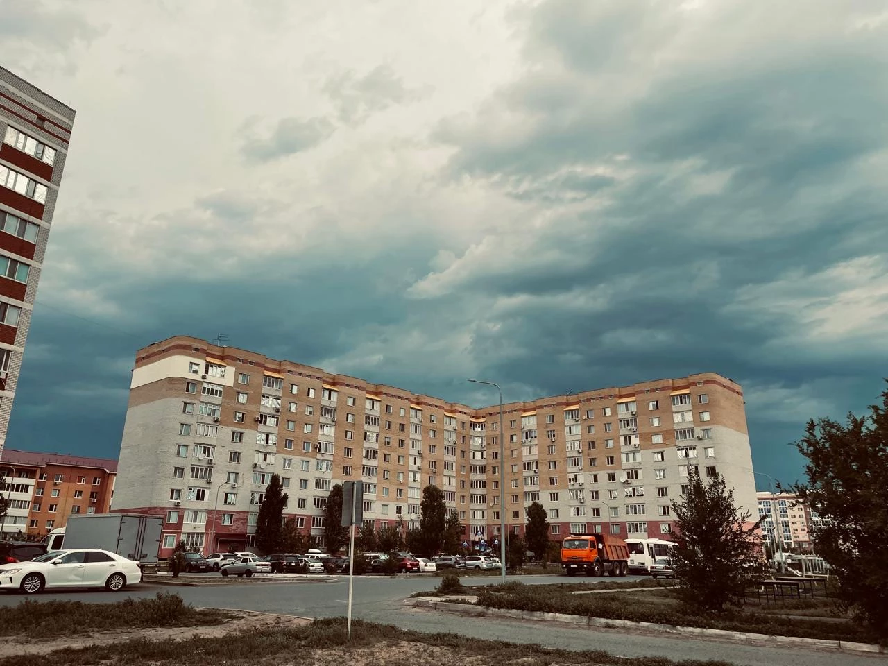 Грозу прогнозируют на Западе Казахстана 17 июля